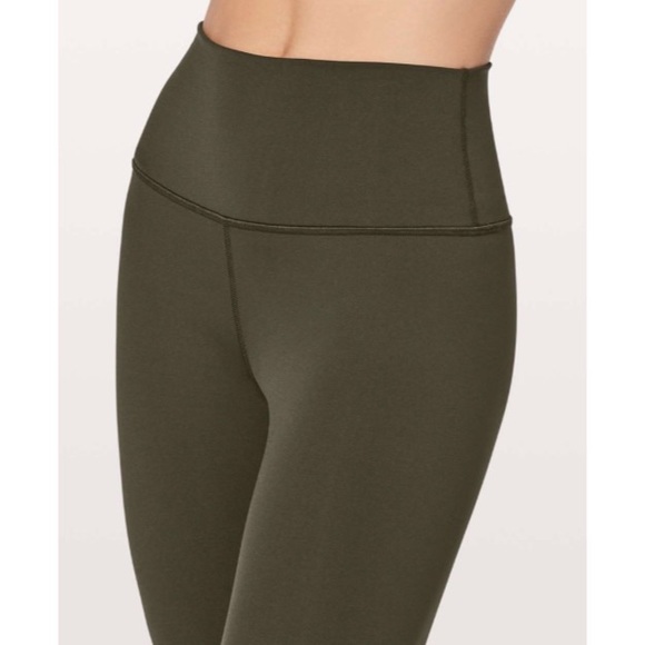 Lululemon Wunder Under Crop (Hi-Rise) *Full-On Luxtreme 21" Dark Olive